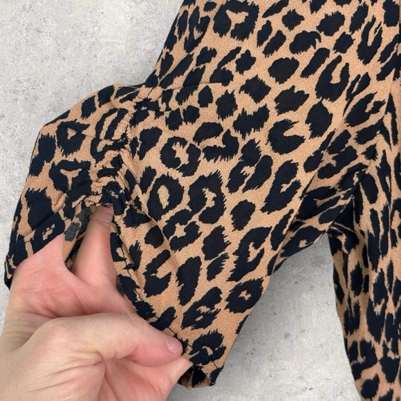 Reformation Leopard Print Gracie Dress Size 12 Ruched Short Sleeves Boho Mini - Picture 7 of 16